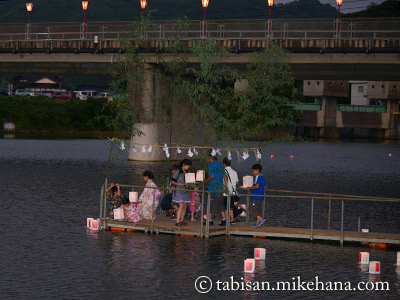 吉田川祭り･灯籠流し