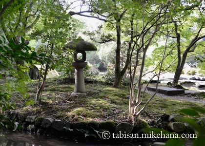 尾山神社の神園でついつい･･･